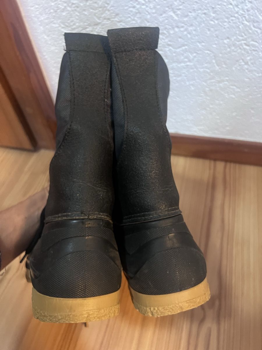 Chaussures hommes: Bottes de neige 39-40 – D'occasion à Sion par jerermy1911 2