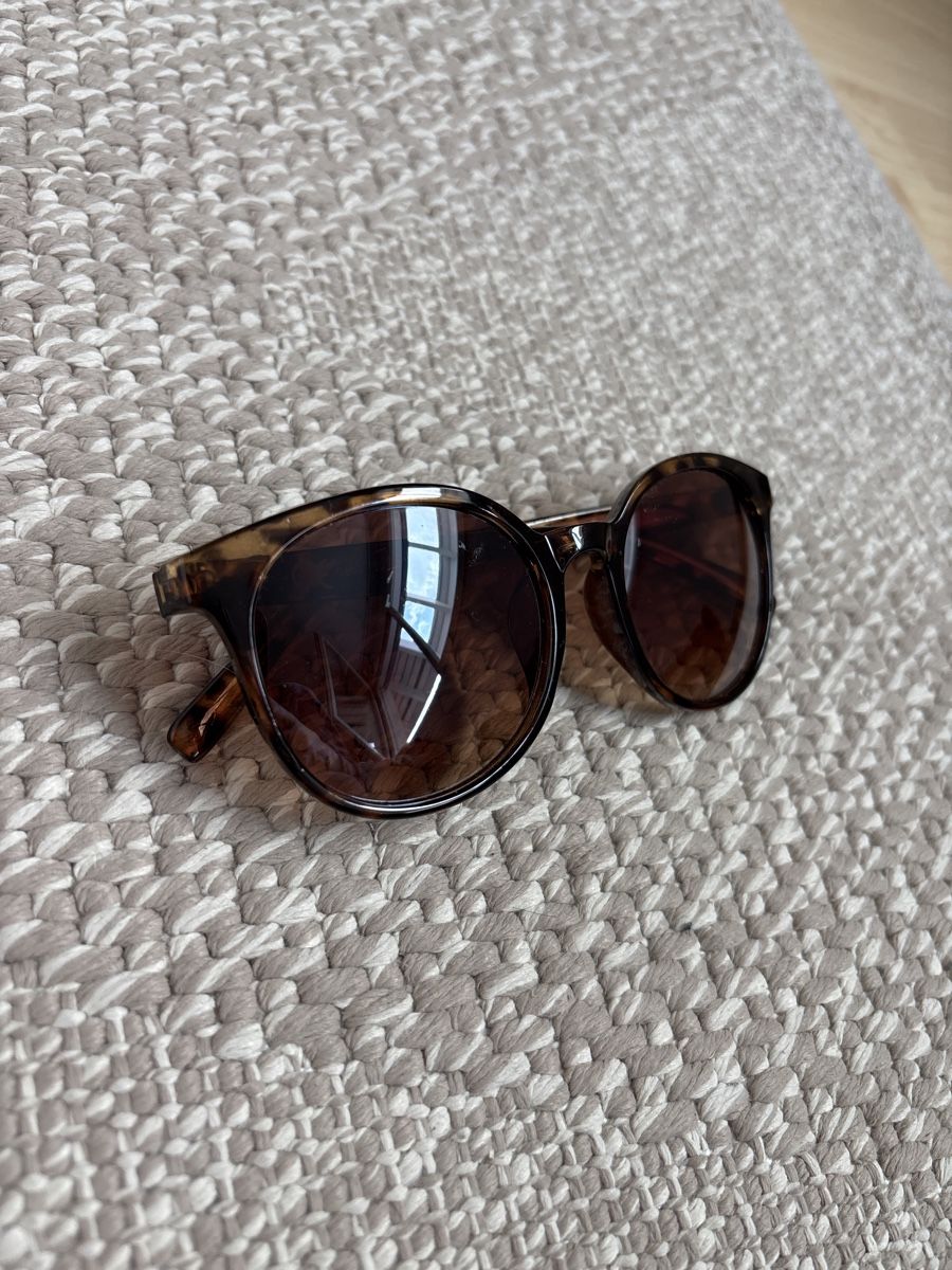 Occhiali & Lenti: Sonnenbrille im trendigen Design – Usato da Wabern venduto da est_jw6s