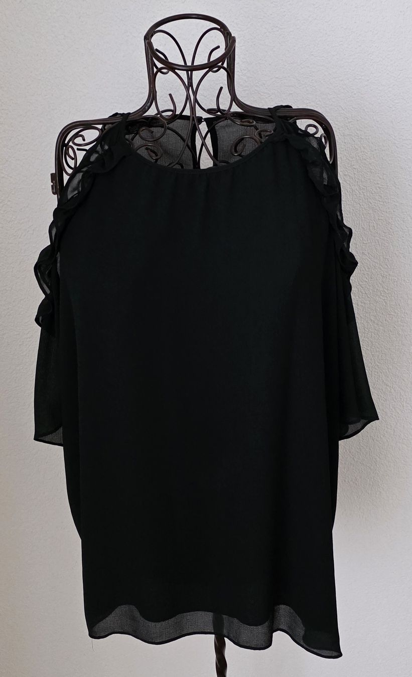 Blusen: Damen Bluse schwarz Gr. XL – Neu (gemäss Beschreibung) aus Frauenfeld von Bleeddragon