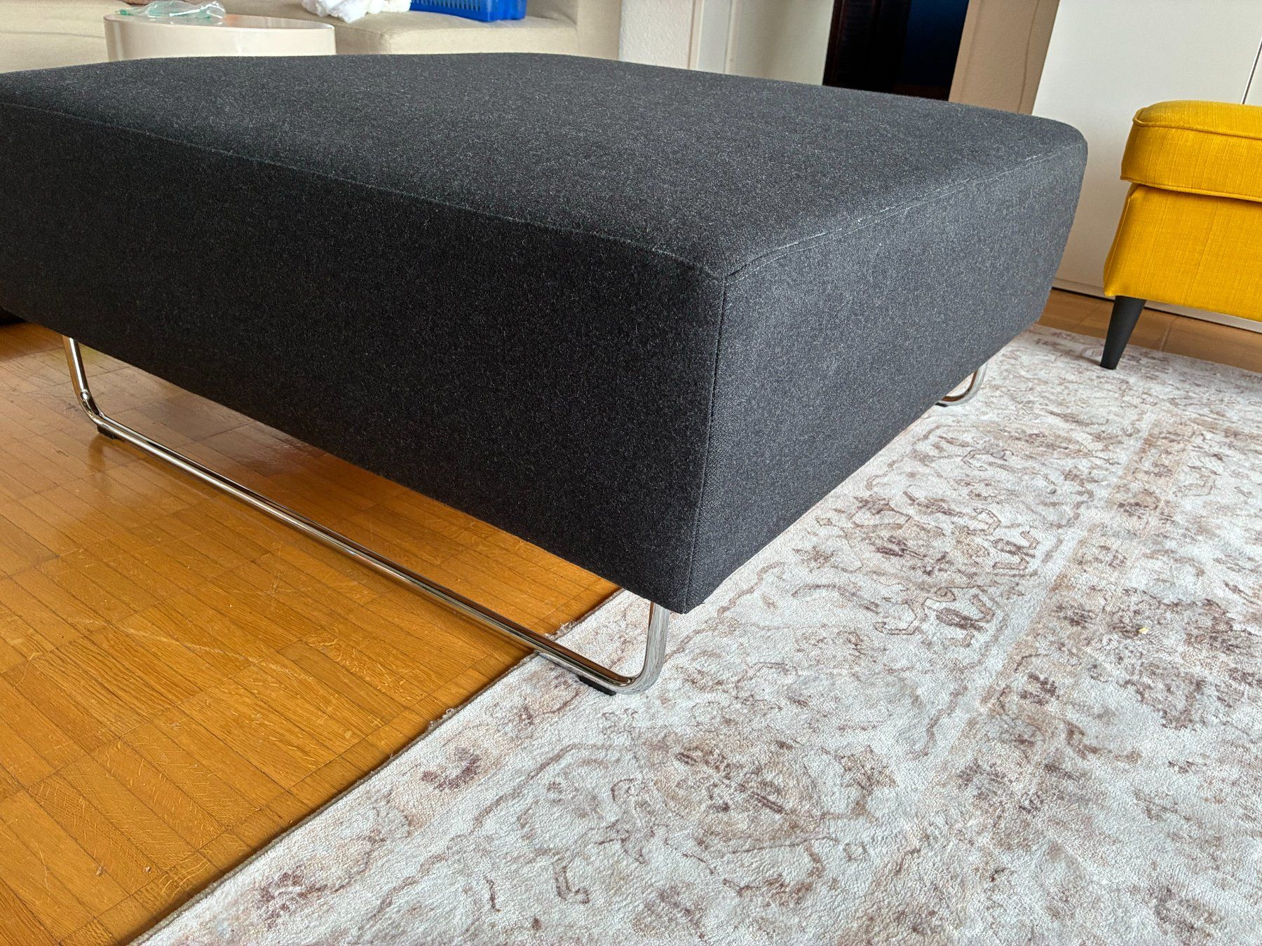 Softline Sgabelli: Hochwertiges Sofa Element Ohio von Softline, Hocker – Usato da Stäfa venduto da Clandestino04 1