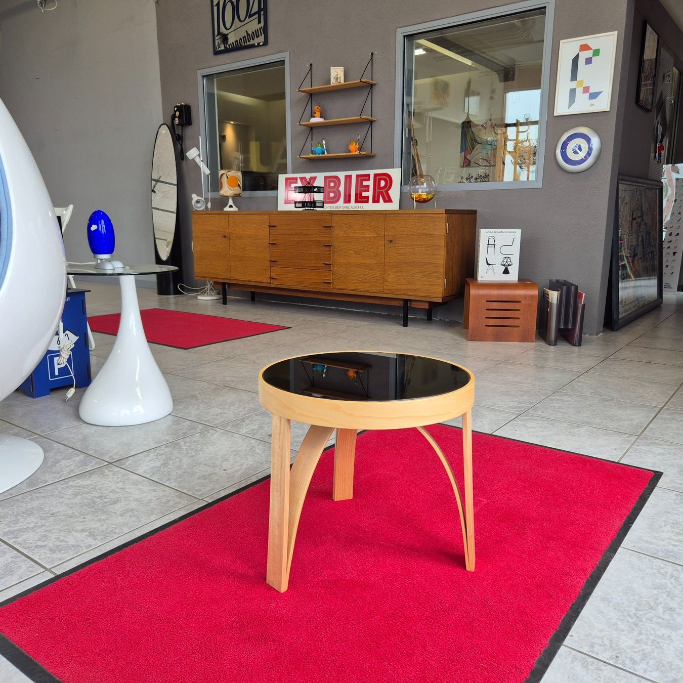 Tische: Coffee Table, Salontisch Beistelltisch mit Glasplatte – Gebraucht aus Nottwil von Wondewa-Shop 9