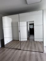 Schiebetürschrank
