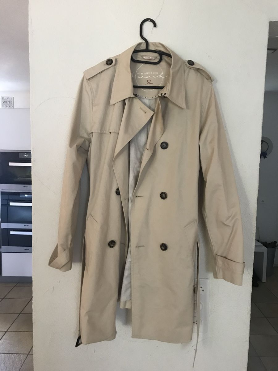 Cappotti: Schicker Trenchcoat von S. Oliver Gr. 44 – Usato da Würenlos venduto da Aj71