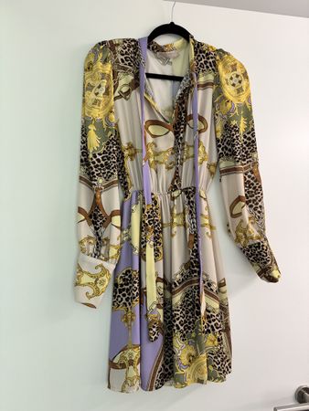 Rinascimento Kleid Grösse S Muster Langarm