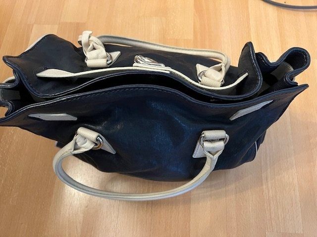 Michael Kors Taschen für Damen: Michael Kors Handtasche wie neu – Gebraucht aus Wabern von MagdalenaWabern 3