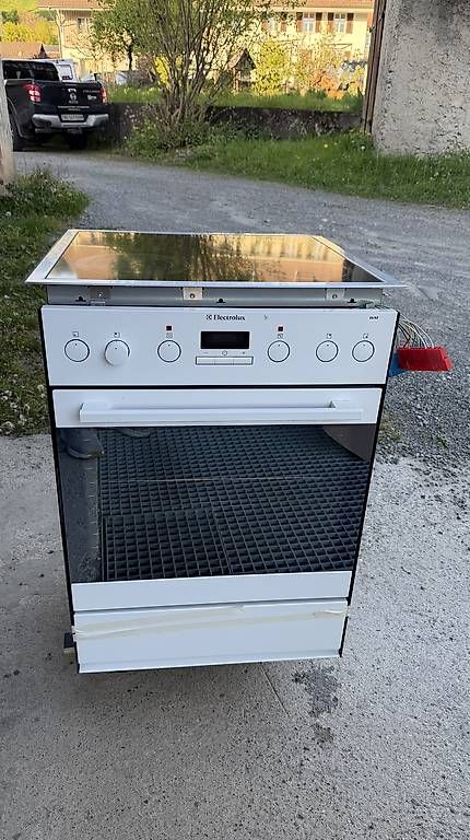 Electrolux Forni: Electrolux Backofen mit Glaskeramik – Usato da Künten venduto da buli76
