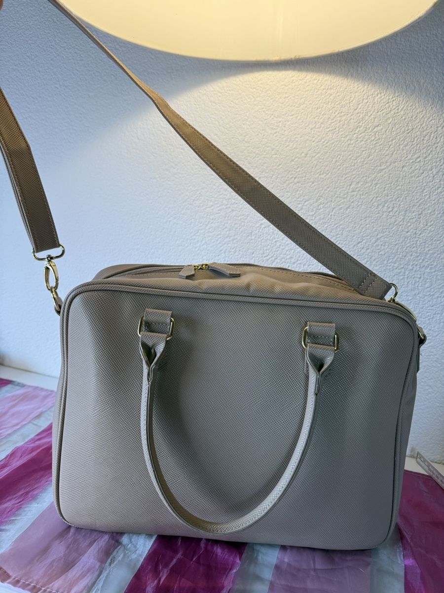 Valigie & Borse: Laptop / Reisetasche, beige - neu – Nuovo (secondo la descrizione) da Fislisbach venduto da jelennn 1