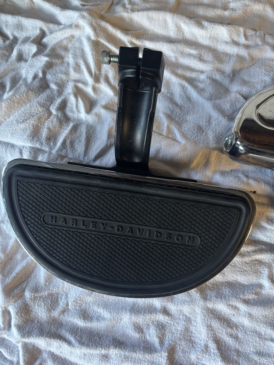Harley-Davidson Tutti i ricambio per moto: Harley Davidson Trittbretter – Usato da Schötz venduto da Harley35 3