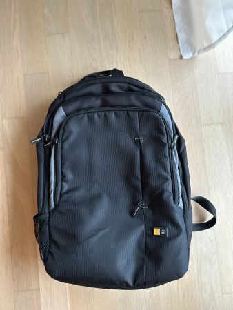 Case Logic VNB-217 Laptop Rucksack 17" – guter Zustand