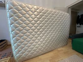 Matratze 160x200 cm – Federkern – fest – sehr guter Zustand