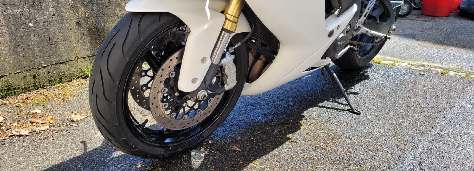 Suzuki Strada: Suzuki GSX R750 – Usato da Niederwangen BE venduto da Uno22Turbo 2