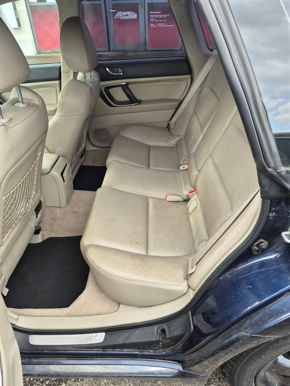 Subaru Autos: Subaru Legacy 3.0 AWD 4x4 – Gebraucht aus Degersheim von miriamgut90 8