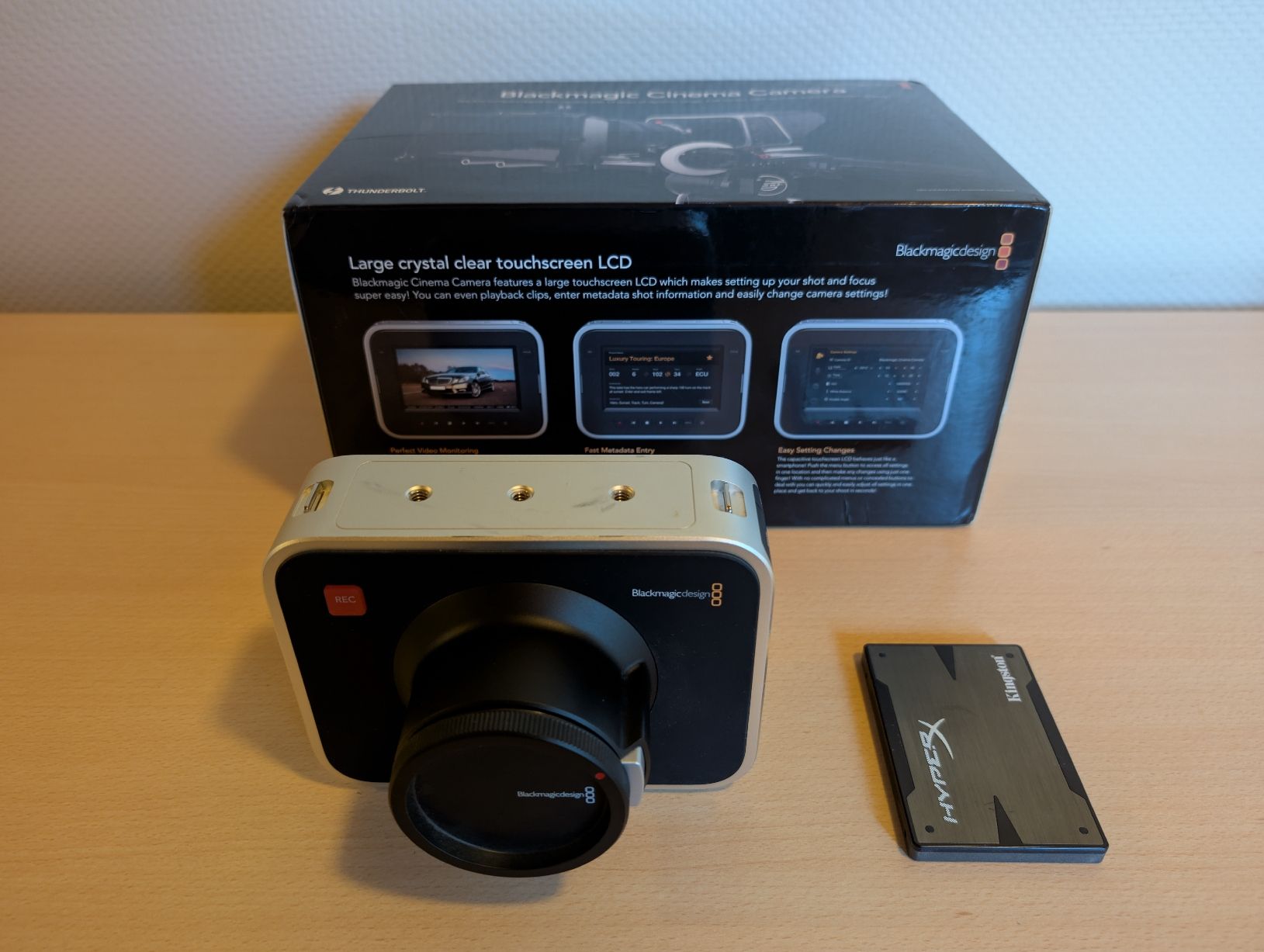 Blackmagic Videocamere: Blackmagic Cinema Camera 2.5K EF, OVP + Cage + SSD – Usato da Lutry venduto da alex3dfan