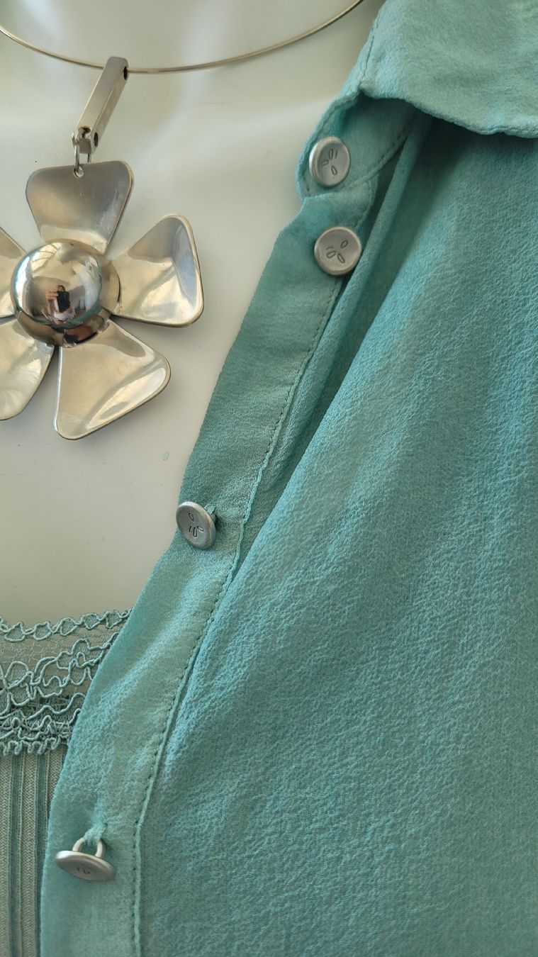 Nile Camicette: Nile edle Bluse & Spitzen-Top, Seide, Grösse S NEU – Nuovo e nell'imballaggio originale da Rüti ZH venduto da Kathleen 3