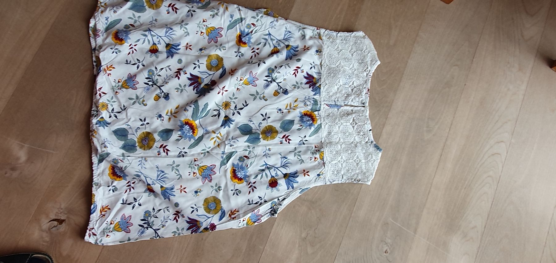 Blusen: Damenbluse Shirt kurz arm – Gebraucht aus Einsiedeln von sus_8gdc 1