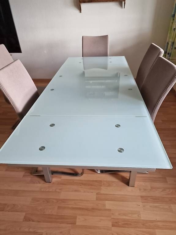 Tische: Glastisch – Gebraucht aus Zug von Jrene..2409 1