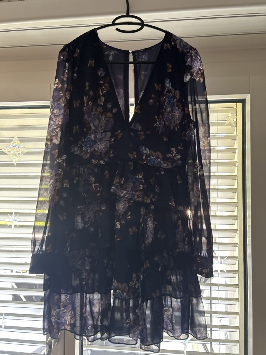 Shein Vestiti: Herbstliches Blumenkleid, Grösse M – Usato da Zürich venduto da xeniiilou
