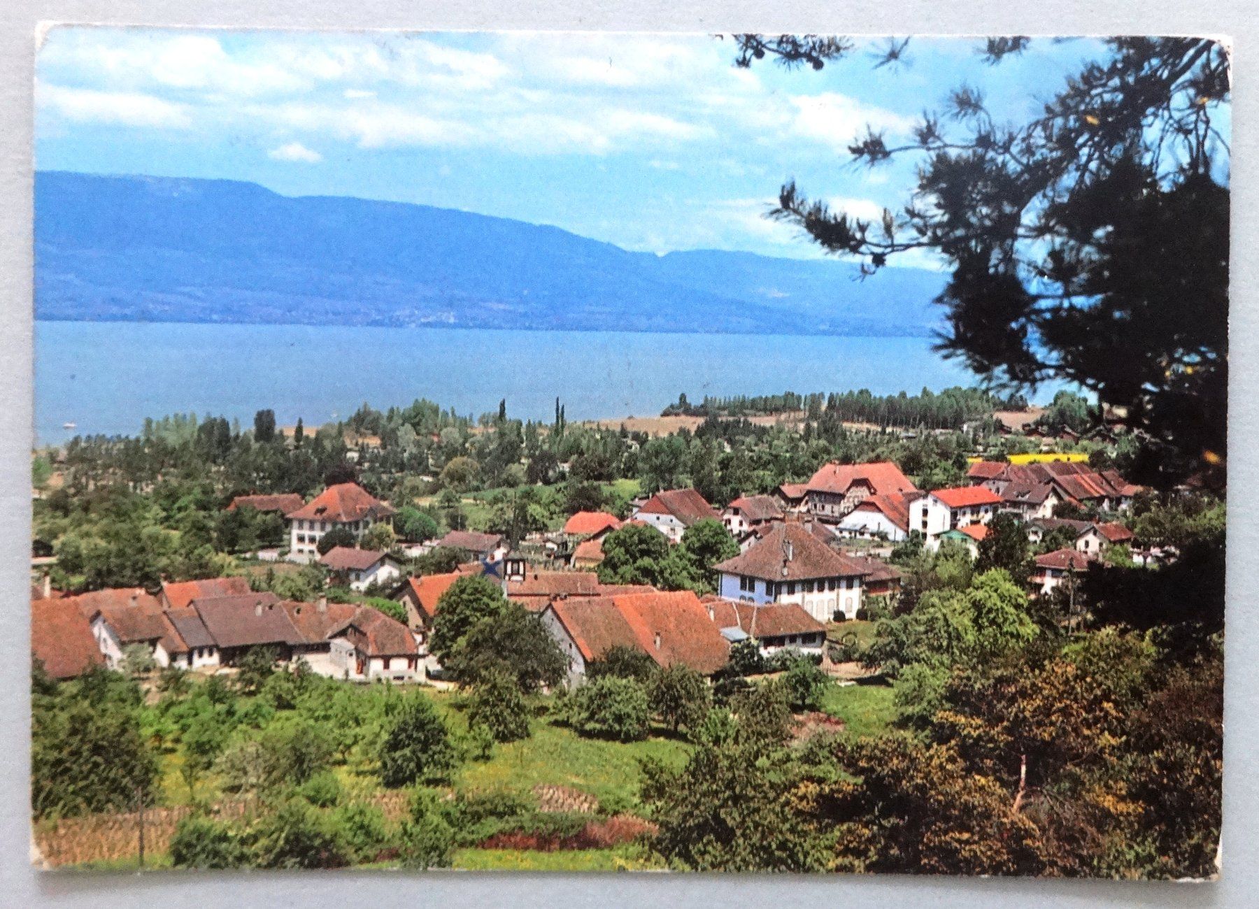 Ansichtskarten: Cheyres, vue générale – Gebraucht aus Fétigny von Billy2miny