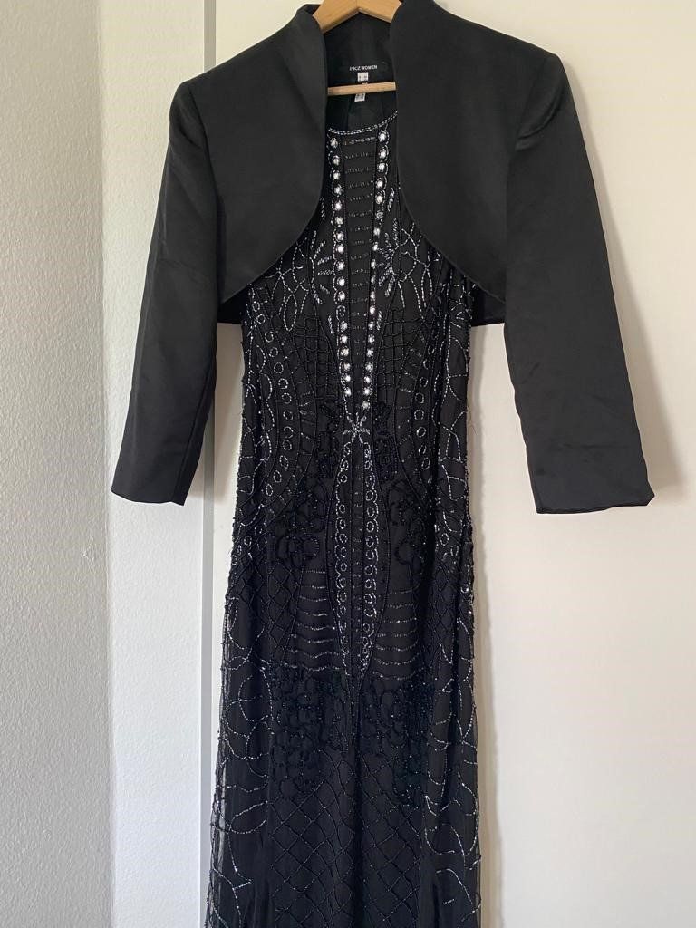 Kleider: Schwarzes Abendkleid - nur einmal getragen. – Gebraucht aus Winkel von Sergiom 1
