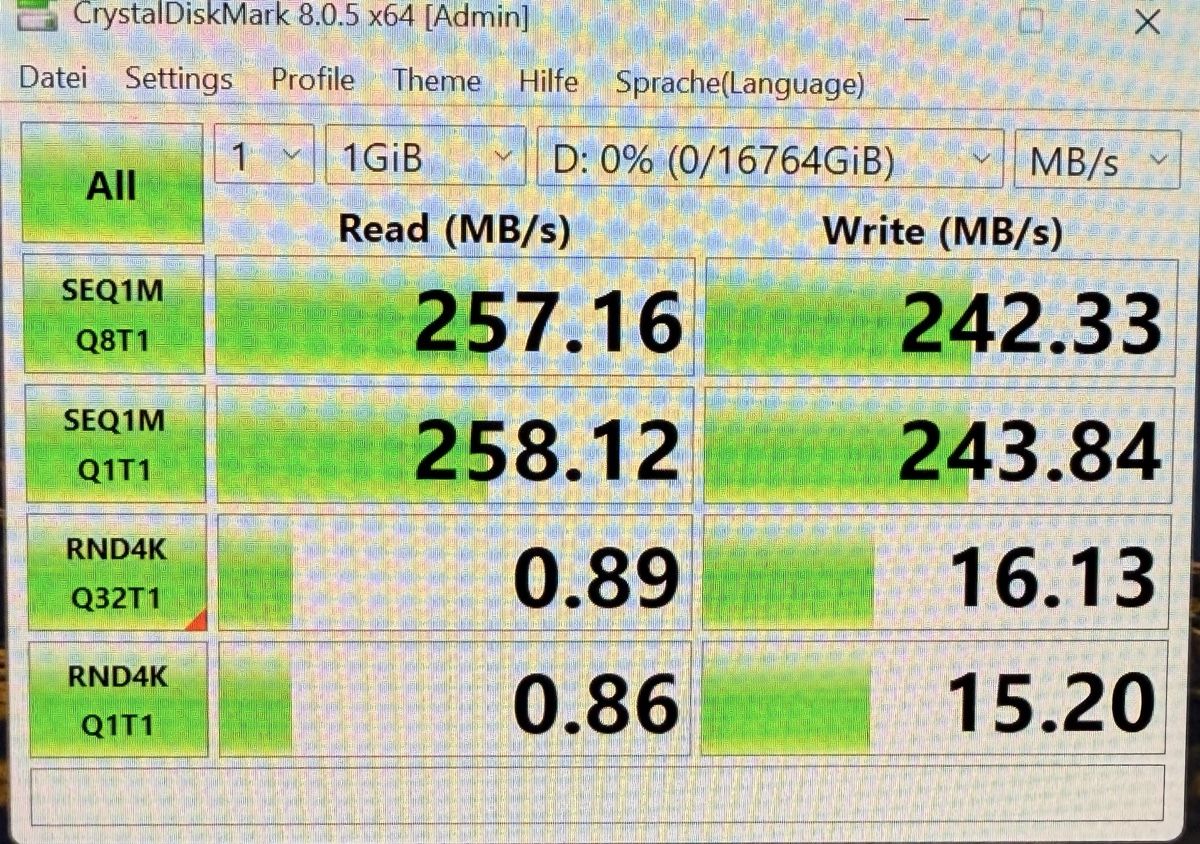 Seagate Harddisks: 18TB Seagate Exos X18 HDD – Gebraucht aus Heerbrugg von predch 1