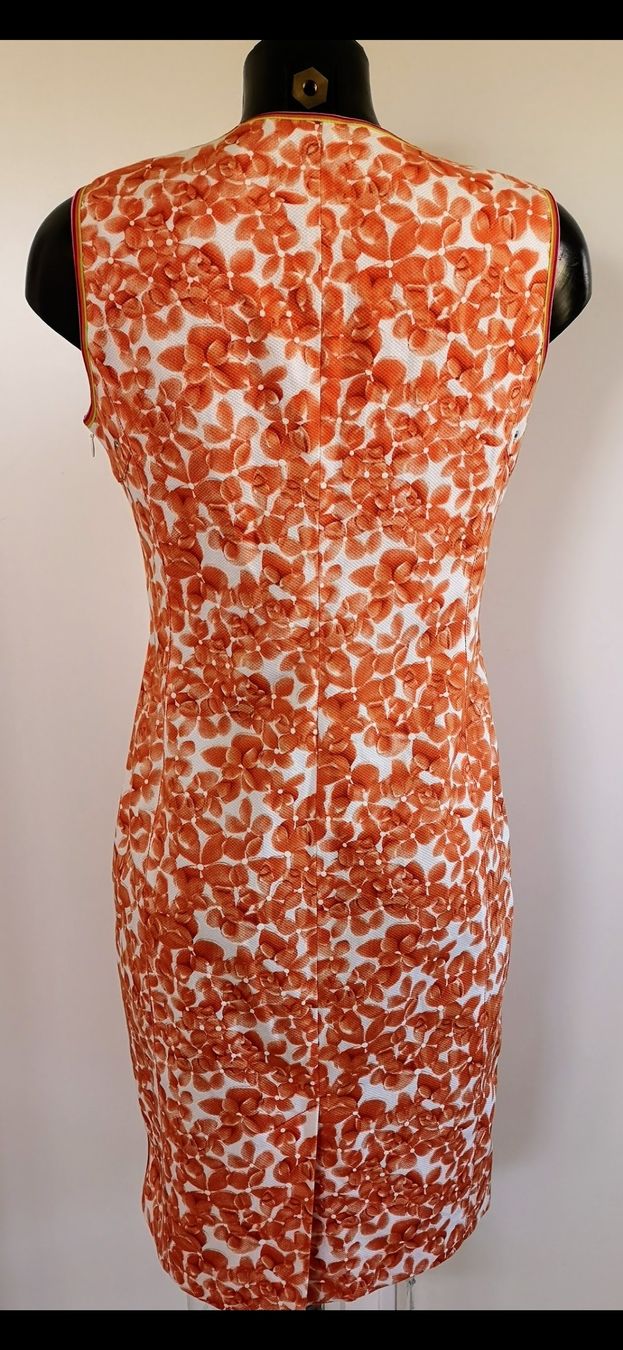 Riani Vestiti: Designer Kleid von RIANI Gr 36 – Nuovo e nell'imballaggio originale da Widnau venduto da Schurlibua 1