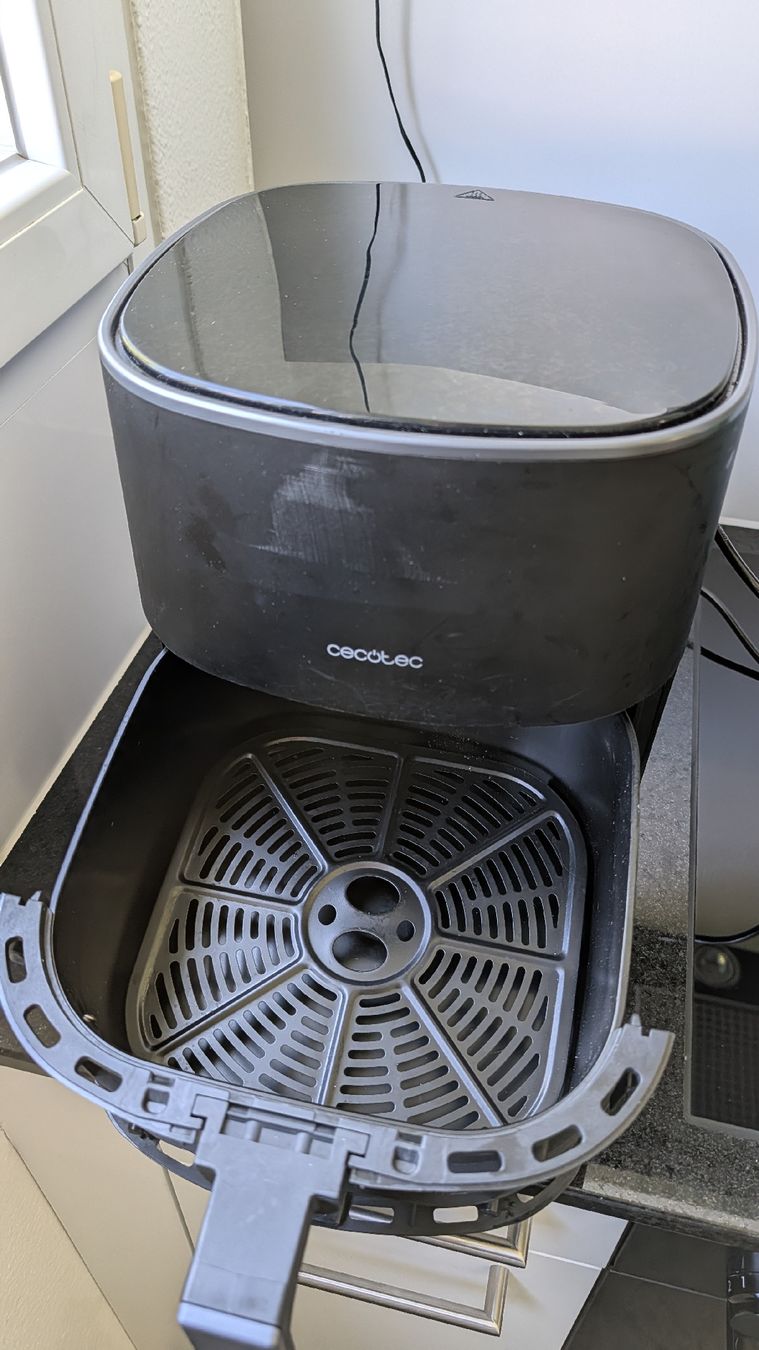 Elettrodomestici da cucina: Air fryer Cecotec -  Heissluftfritteuse - Friteuse – Usato da Ostermundigen venduto da MrSilva 1
