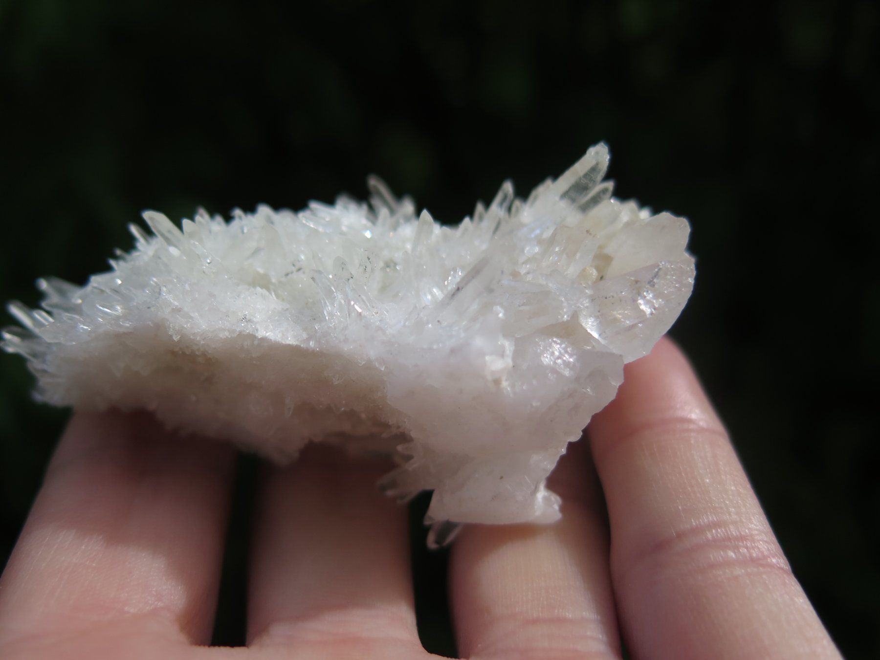 Mineralien & Heilsteine: Bergkristall mit vielen Spitzen – Gebraucht aus Schaffhausen von Yamakana51L8736OQ8 5