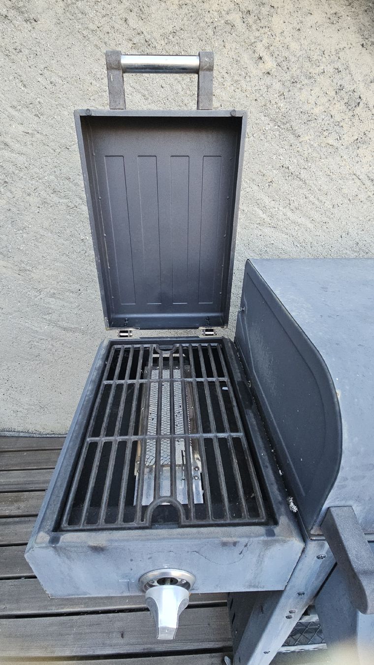 Grills: Jamestown Grill Kombistation  – Gebraucht aus Murten von RYO_RYO 3