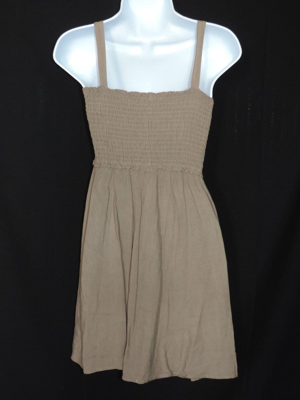 Kleider: robe tunique à bretelle vert kaki – Gebraucht aus Genève von Axelle333 8