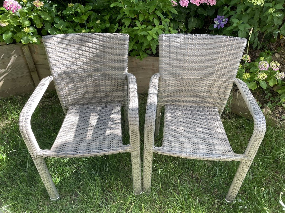 Sedie: 2 Rattan-Gartenstühle hochwertig  – Usato da Münchenstein venduto da FamilieUlmi