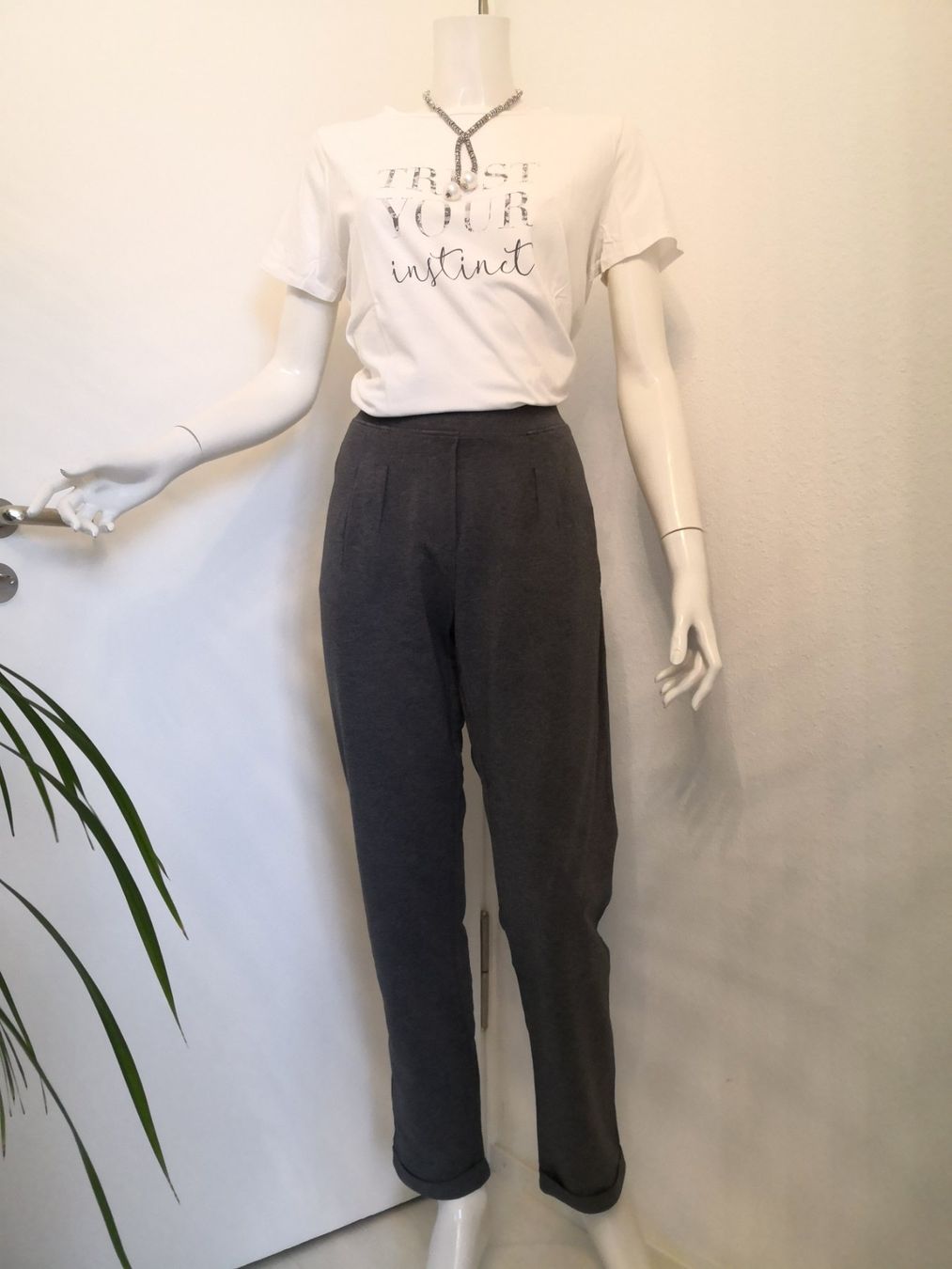 Tchibo Pantaloni: 🤩TCHIBO JOGGING-HOSE GRAU – Nuovo (secondo la descrizione) da Olten venduto da Naja-Twins-Twins 6