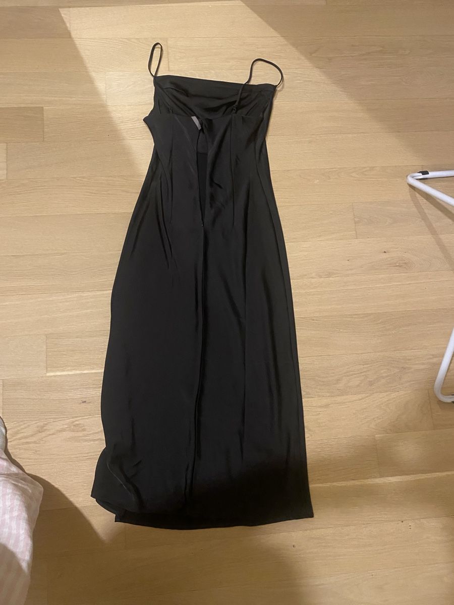 Vestiti: Robe noire élégante – Usato da Bussigny venduto da Pauline.dbs 1