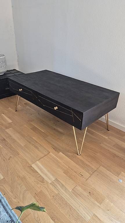 Tables: Couchtisch TOWA – D'occasion à Rüschlikon par samuelba 1