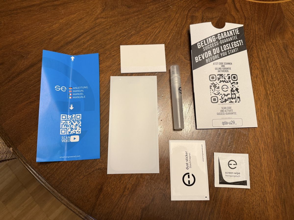 Ritocchi & pellicole di protezione: SE 3D Display Folie Iphone 16 Pro – Nuovo (secondo la descrizione) da Luzern venduto da Andrinos