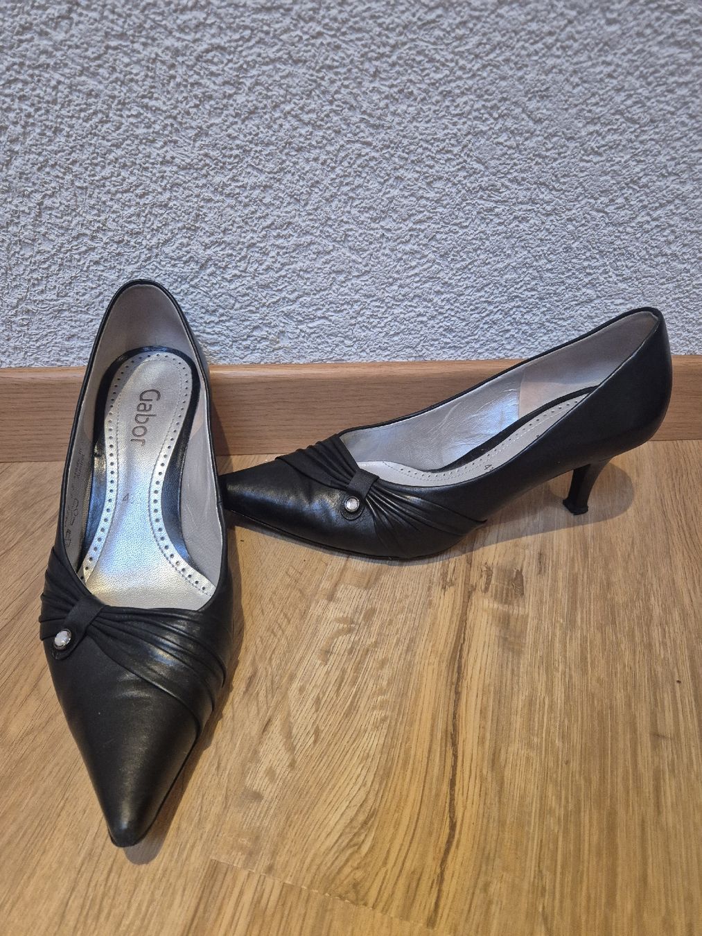 Gabor Damenschuhe: Gabor Pumps schwarz Leder Grösse 37 – Gebraucht aus St. Gallen von ali_tms5