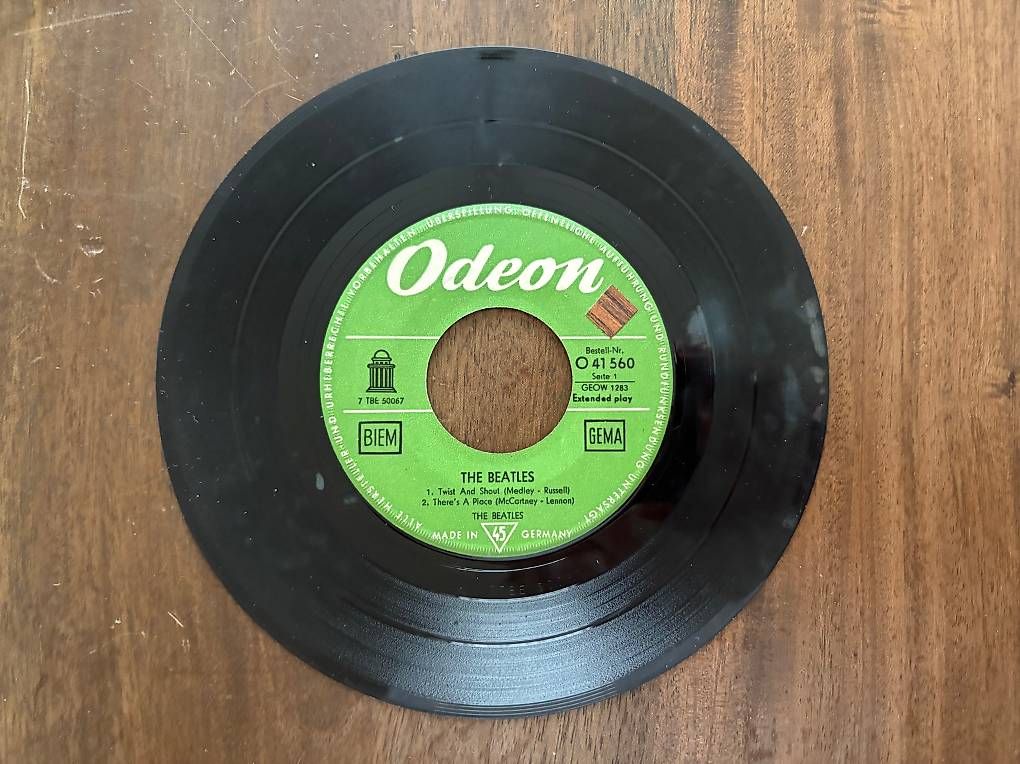 Schallplatten: Beatles Single Extended play – Gebraucht aus Zollikon von Tagisonne