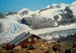 PONTRESINA Boval-Hütte mit Piz Palü und Persgletscher