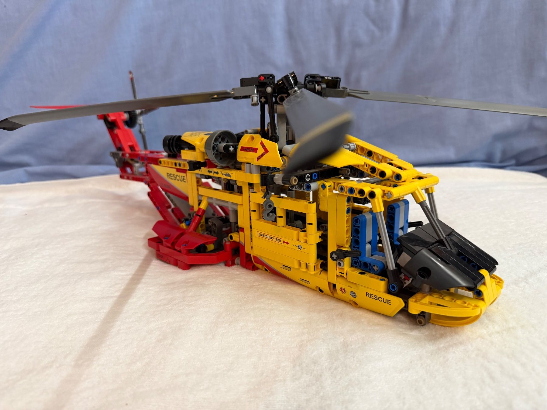 Lego Giocattoli: LEGO Technic Rescue Helicopter – Usato da Erlenbach ZH venduto da ric_p85k