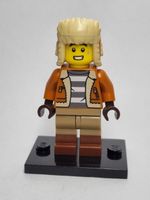 LEGO BAM Late 2023 Winter Guy with Jacket (Version 2)