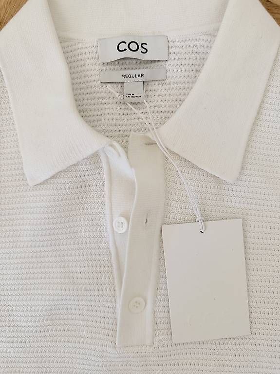 Cos Polos: COS Hemd Polo Weiss – Neuf avec emballage d'origine à Basel par alu_l9s8 1