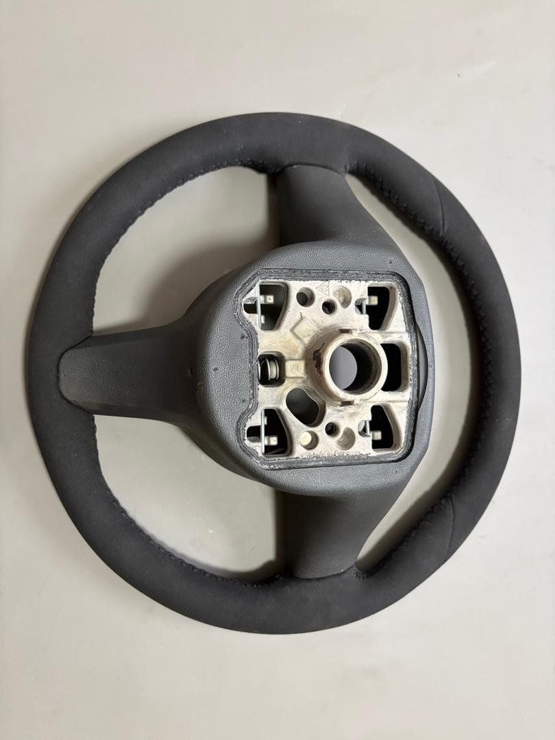 Porsche Tutti pezzi di ricambio auto: 997.2 GT3 Steering wheel lenkrad – Nuovo (secondo la descrizione) da St-Maurice venduto da karu180sx 3