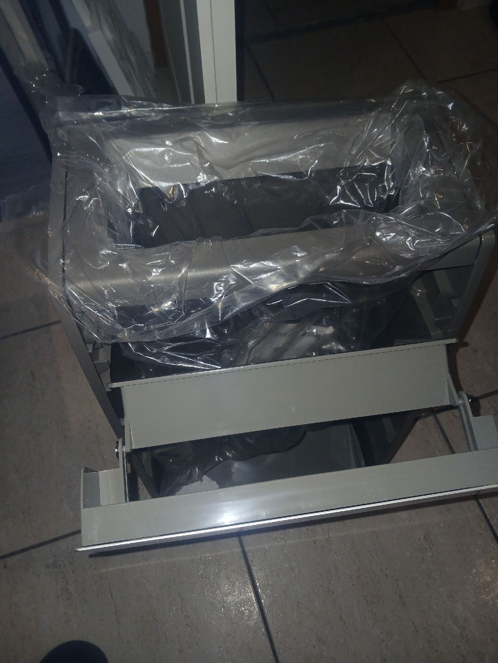 Cestini per rifiuti: Tork Abfalleimer 40 Liter Aluminium B1 System. – Nuovo (secondo la descrizione) da Pieterlen venduto da Ya0527yl 4