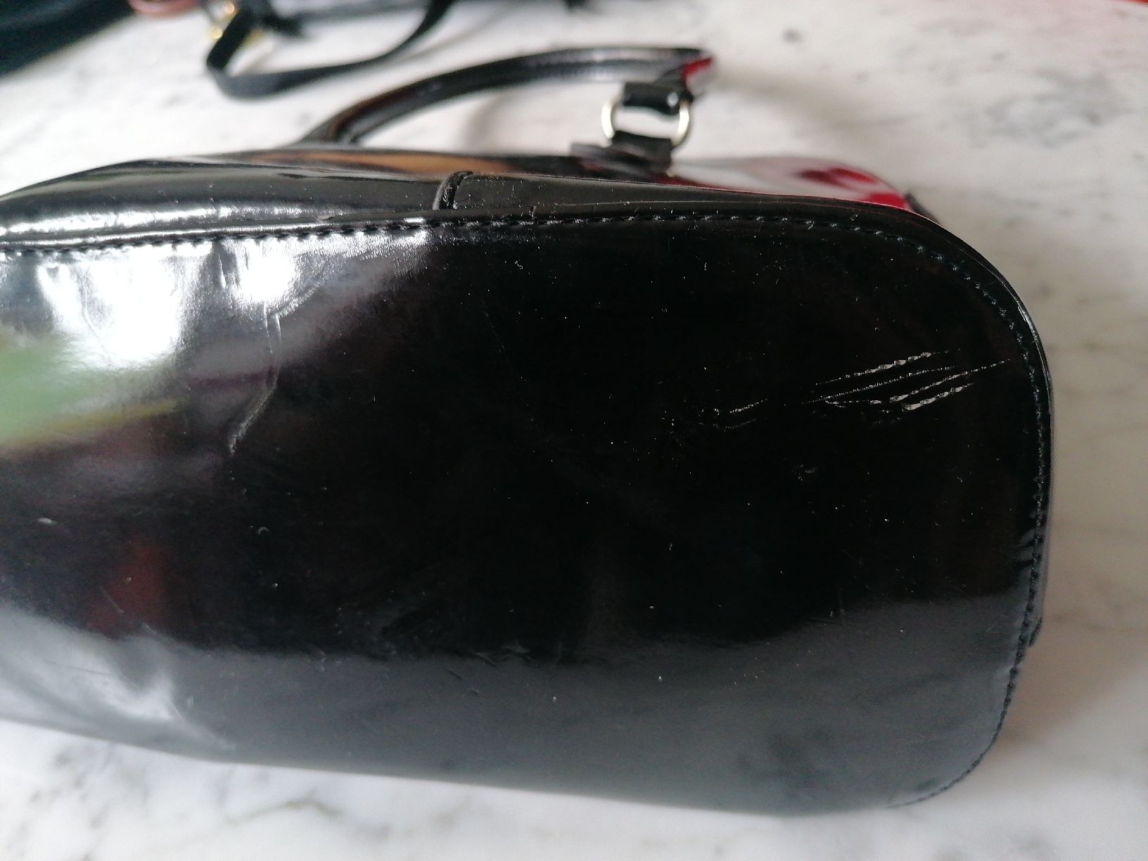 Mango Borse da donna: LACKTASCHE  MANGO – Usato da Pratteln venduto da ThereseZ 3