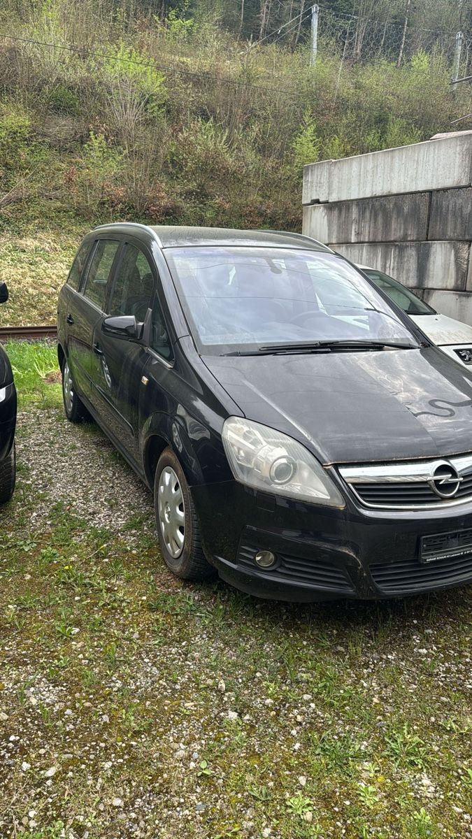 Opel Automobili: Opel Zafira – Usato da Liesberg venduto da joal03 1