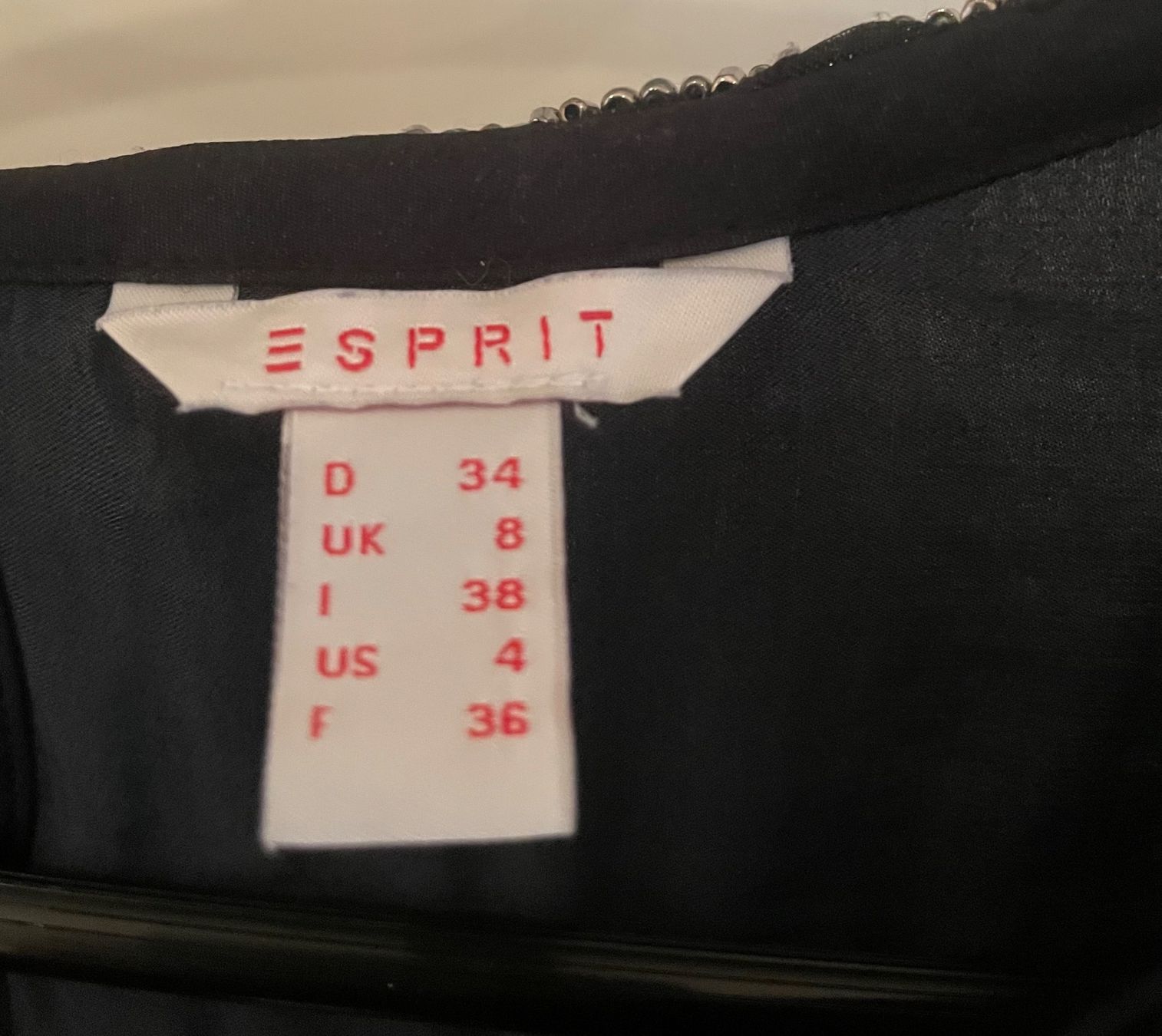 Esprit Camicette: Esprit, elegante Bluse mit auffälligem Ausschnitt, Grösse S – Usato da Niederweningen venduto da baghirac 5