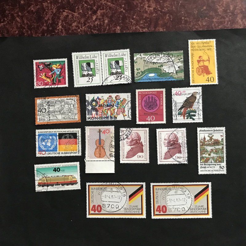 Tutti i francobolli: BRD 1975 - 1987 kl. Sammlung gest.. – Usato da Uitikon Waldegg venduto da Gooddeal05 1