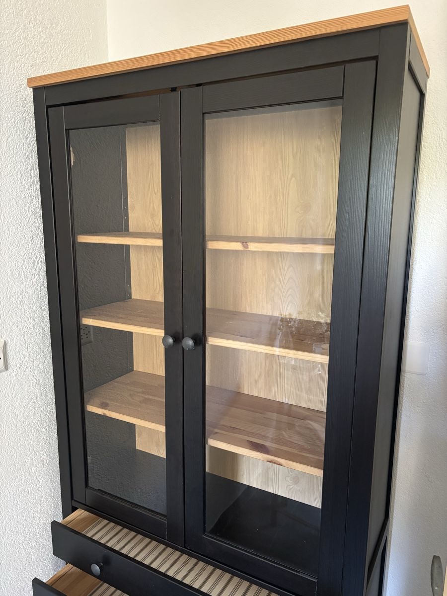 Scaffali: Vaisselier IKEA Hemnes – Usato da Lausanne venduto da jon_p7pv