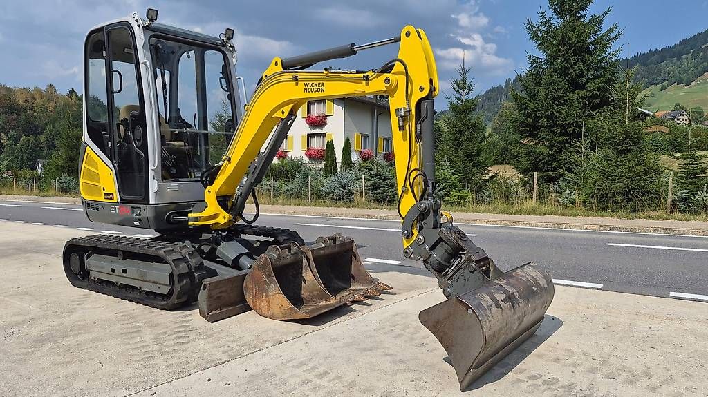 Wacker Neuson Excavateurs: Kettenbagger Bagger Wacker Neuson ET24  Jg. 2022 1330 Std – D'occasion à Schüpfheim par grischa01 1