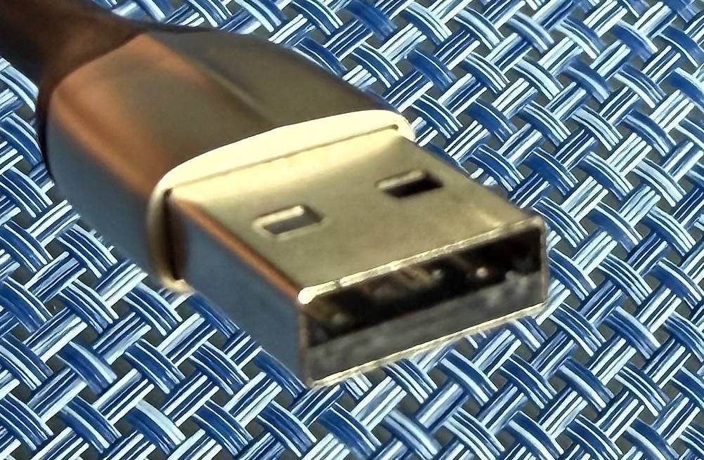 Cavi: Ladekabel (60cm) USB-A auf Lightning – Usato da Bäriswil BE venduto da VFR12 2
