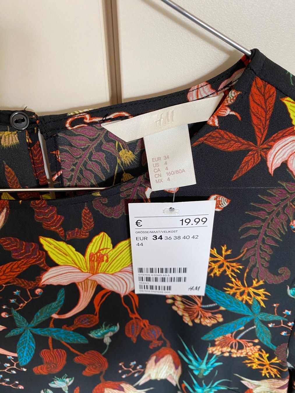 H&M Tuniche: Tunika Bluse H&M 34 Blumen NEU – Usato da Oberglatt ZH venduto da jul_nhy7 2